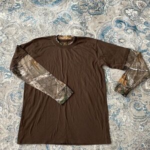 Bushmaster Camo Long Sleeve Y2K Boys Size XL Womens Size Small/Medium
